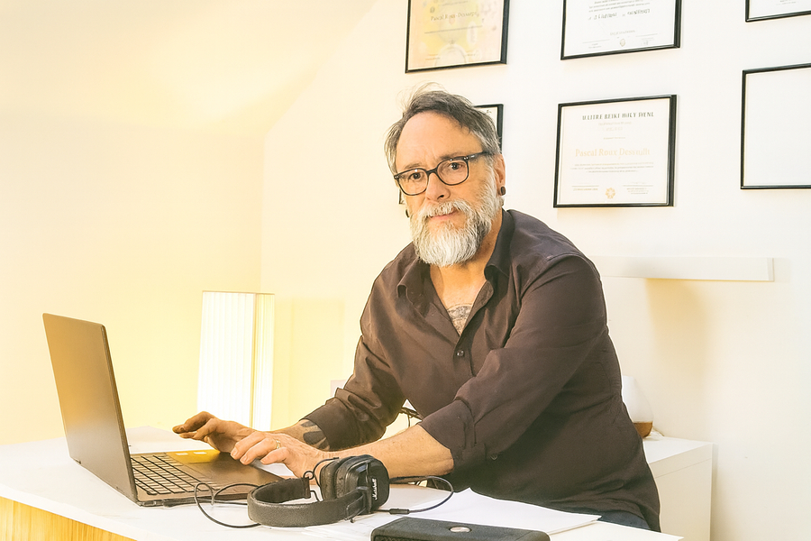 Photo de couverture de Pascal Roux Dessarps-Praticien Reiki